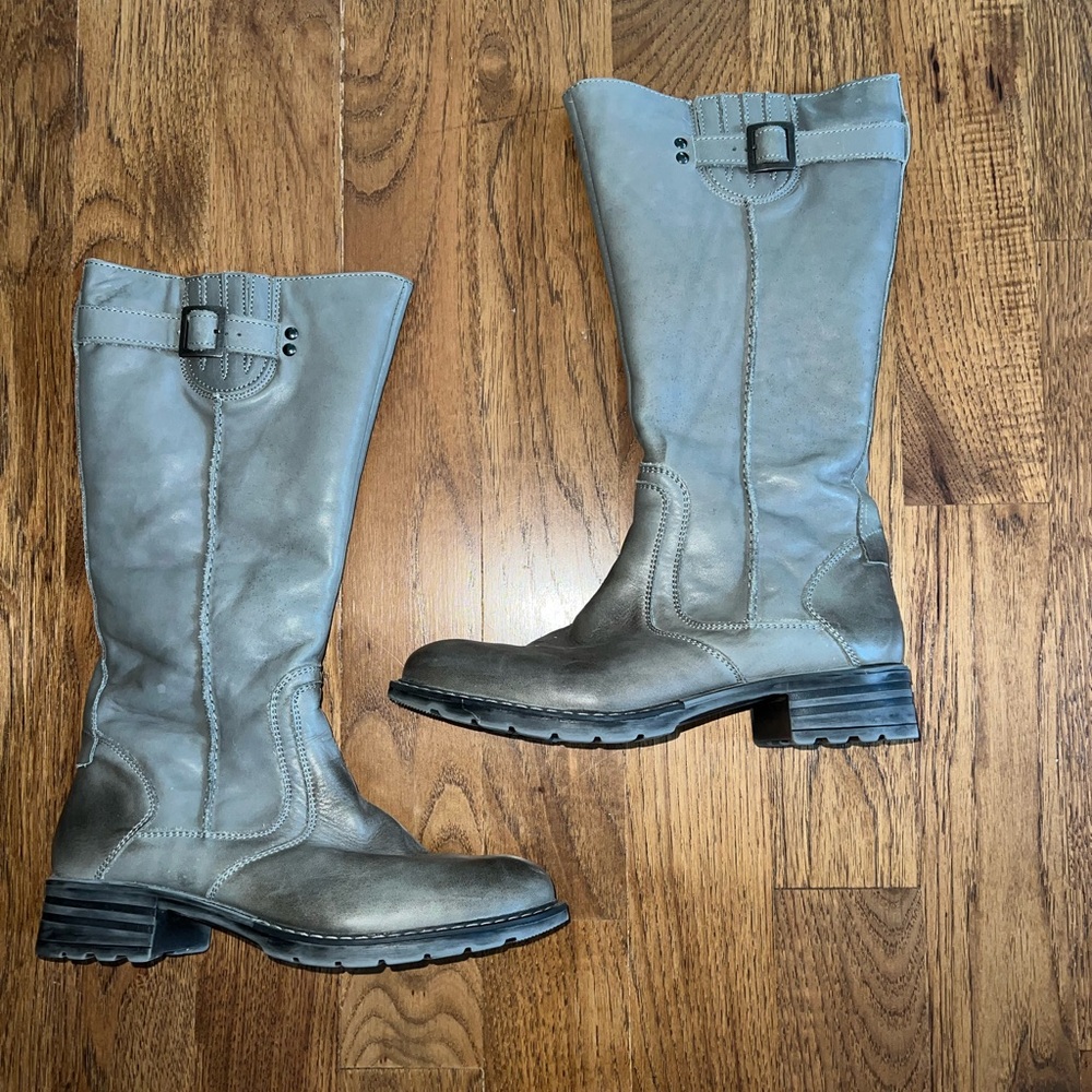Winter leather and wool boots